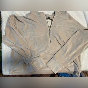 NWT Vuori Suede Beige Half Zip Hoodie
